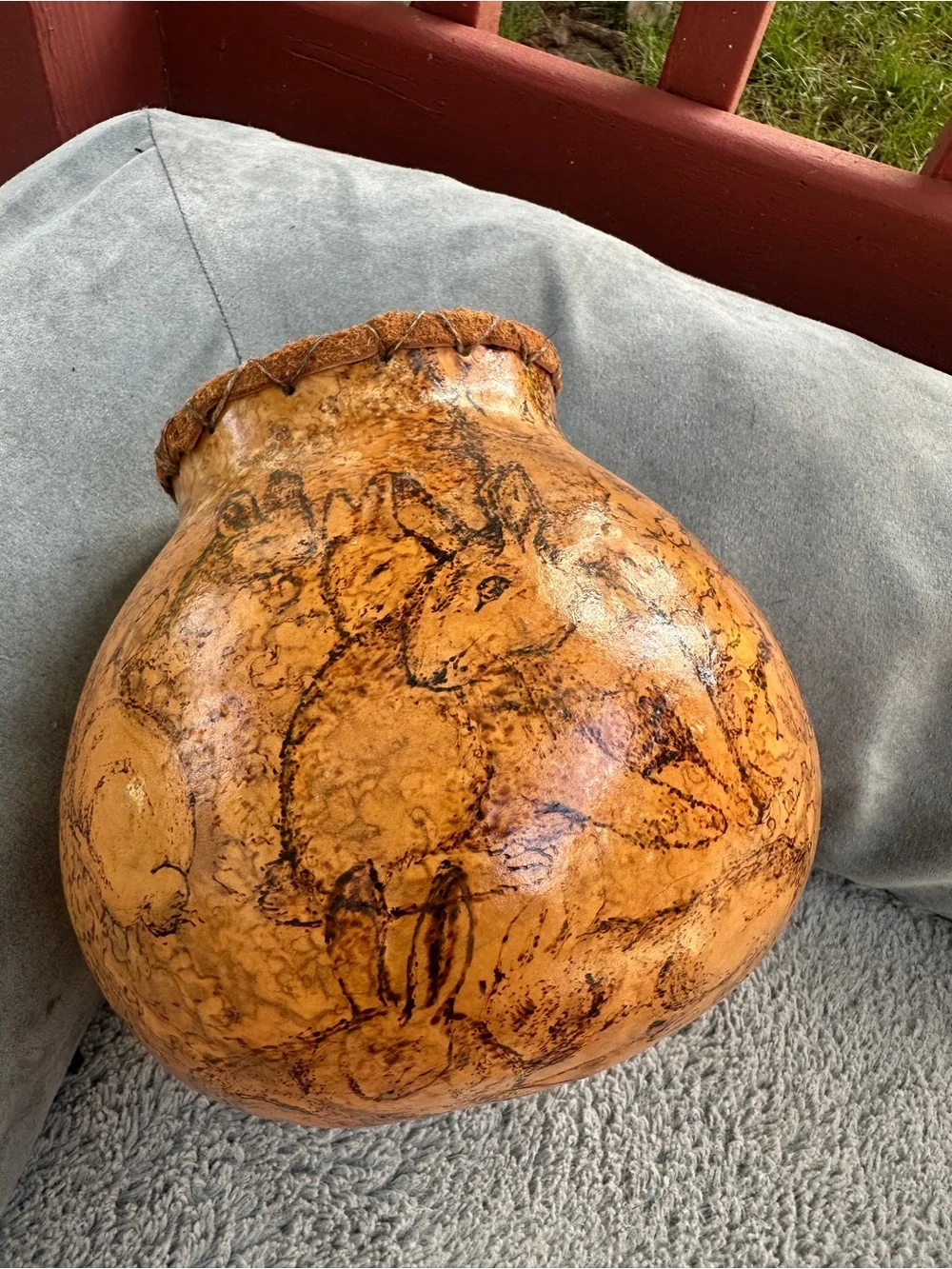 Handcrafted Brown Gourd Vase - Decorative Home Accent